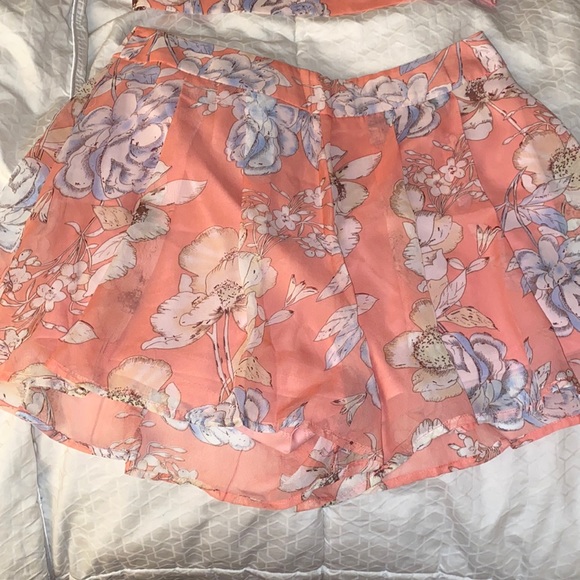 Floral Two piece set - Picture 3 of 5